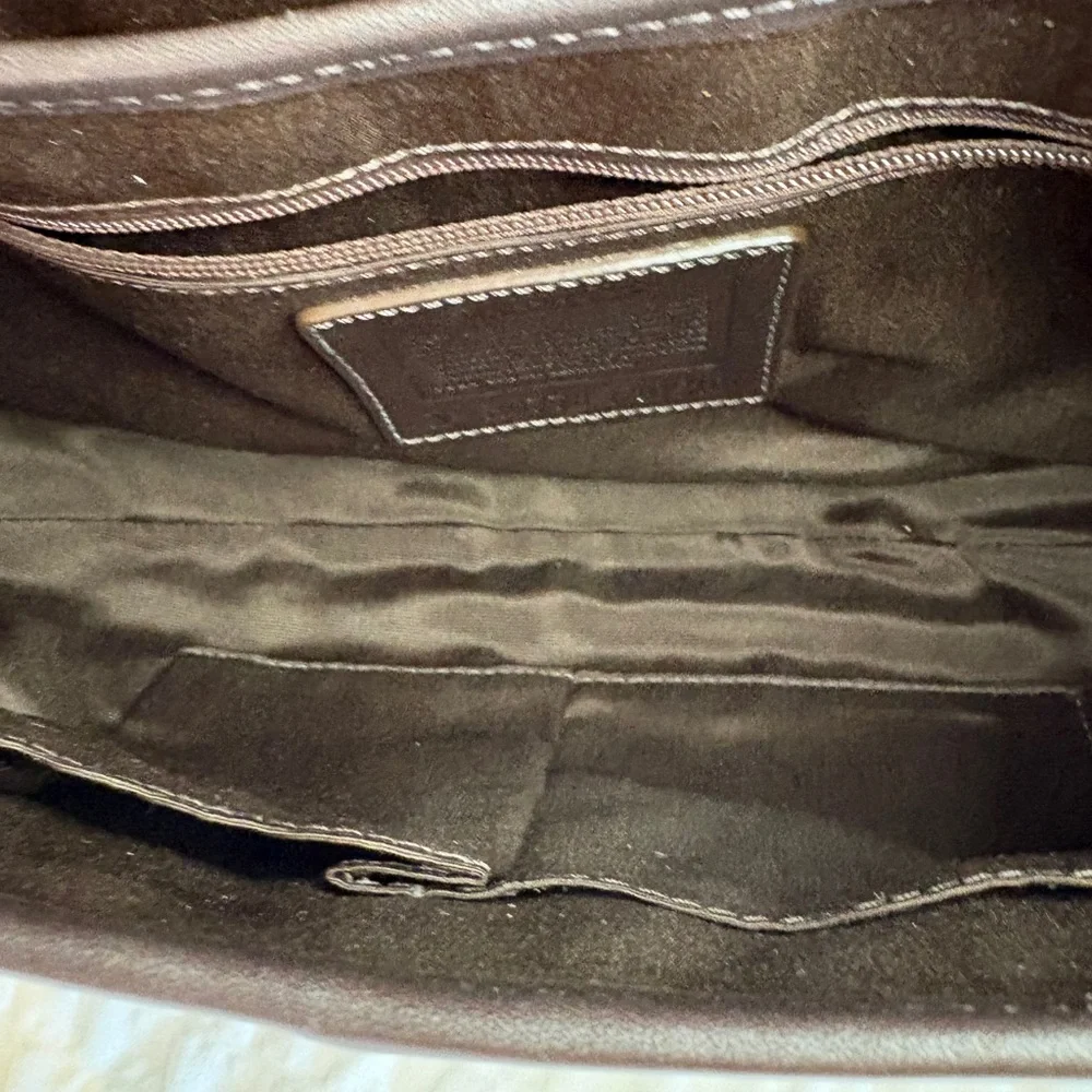 COACH SOHO Two Tone Excellent Vintage British Tan & Black Leather Shoulder Bag 🖤